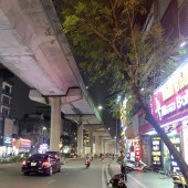 SIÊU PHẨM NHÀ MẶT PHỐ - VỈA HÈ - KINH DOANH trung tâm đường Cầu Giấy 41m2 5 tầng 18.8 tỷ